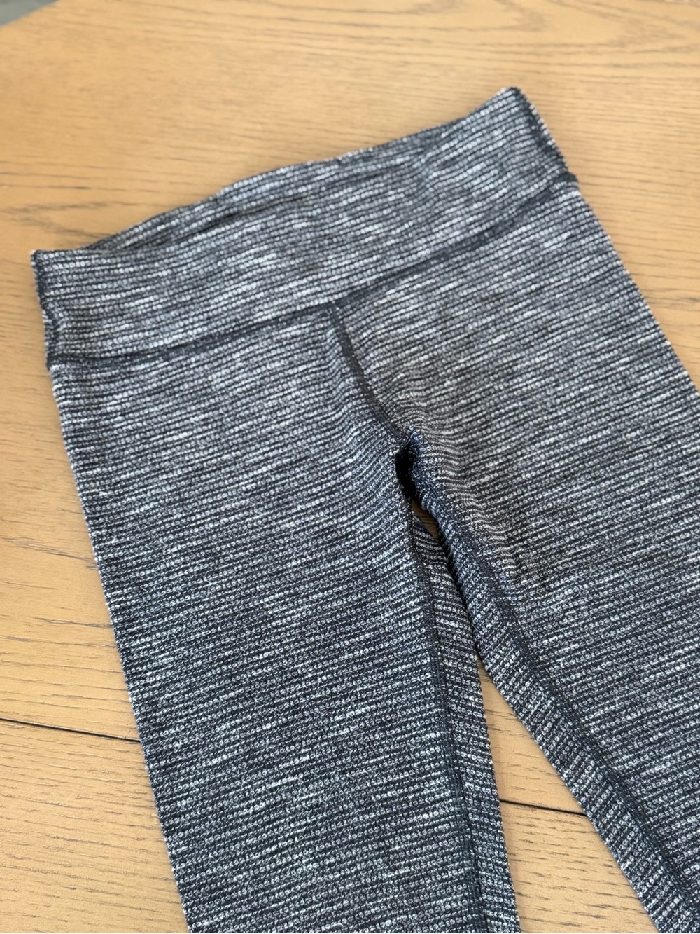 Ivivva by Lululemon Girls Size 12 Black Gray Space Dye Leggings Athletic Pants - Picture 3 of 6
